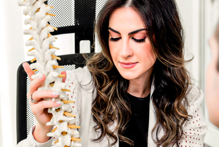 imagem da dra livia gantuss falando sobre Osteopatia